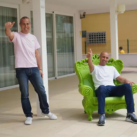 ホテル San Salvador ベラーリア・イジェア・マリーナ