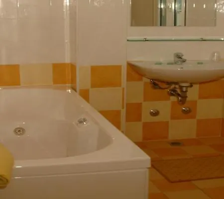 ホテル San Salvador ベラーリア・イジェア・マリーナ