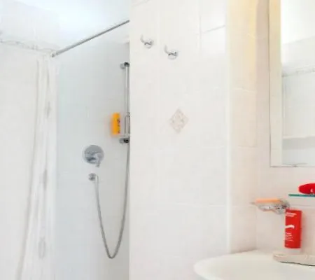 San Salvador ベラーリア・イジェア・マリーナ