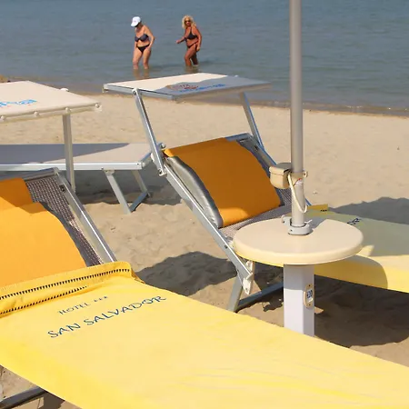 San Salvador 3* ベラーリア・イジェア・マリーナ