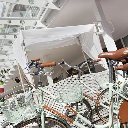 מלון San Salvador 3*