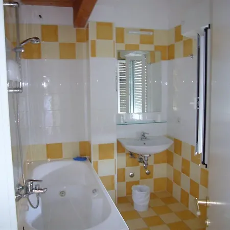 ホテル San Salvador ベラーリア・イジェア・マリーナ