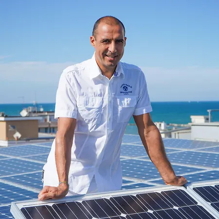 San Salvador ベラーリア・イジェア・マリーナ