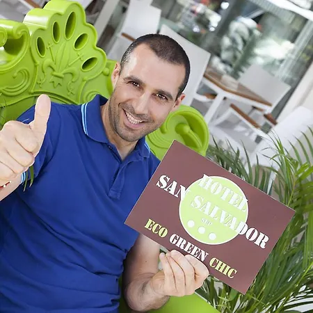 ホテル San Salvador ベラーリア・イジェア・マリーナ