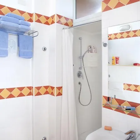 San Salvador Hotel 3*