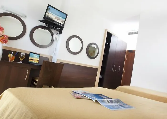 San Salvador Hotel 3*